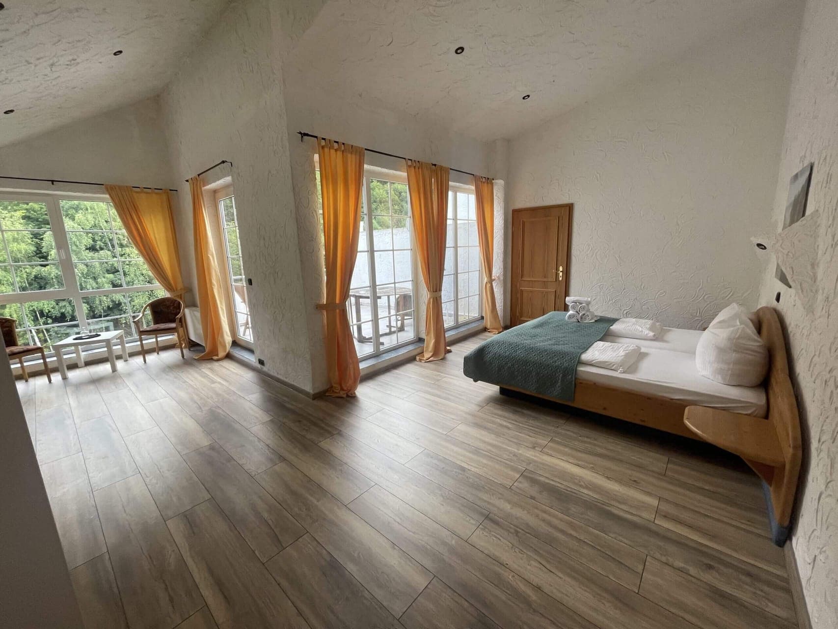 Family room with additional bed