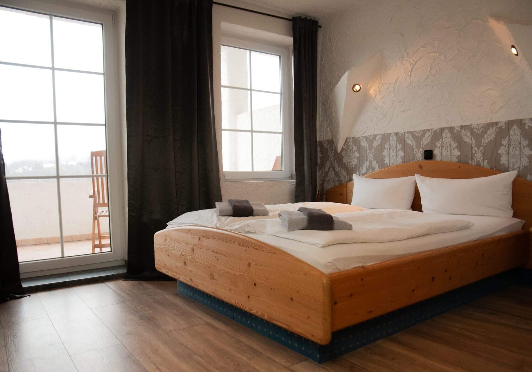 Superior room with views into the forest